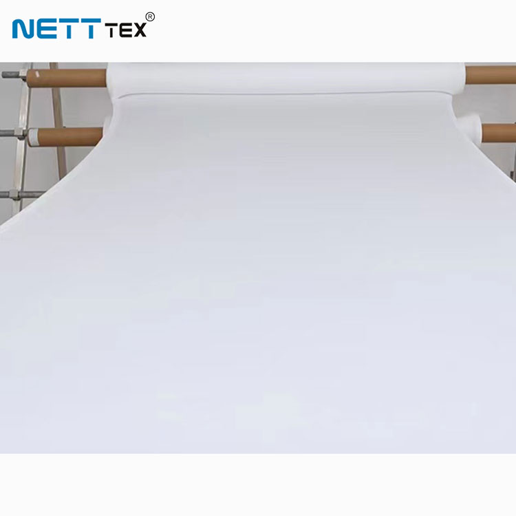 Wie erreicht die PTFE -Membran Atmungsaktivität und Undurchlässigkeit?